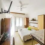 Trianon Ξενοδοχείο 2*